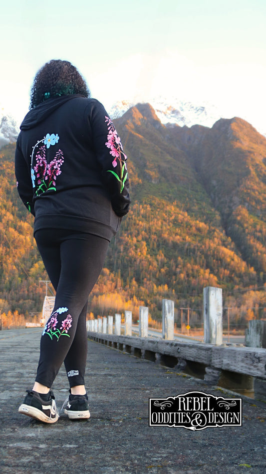 PRE-ORDER: Alaskan Wildflowers Leggings
